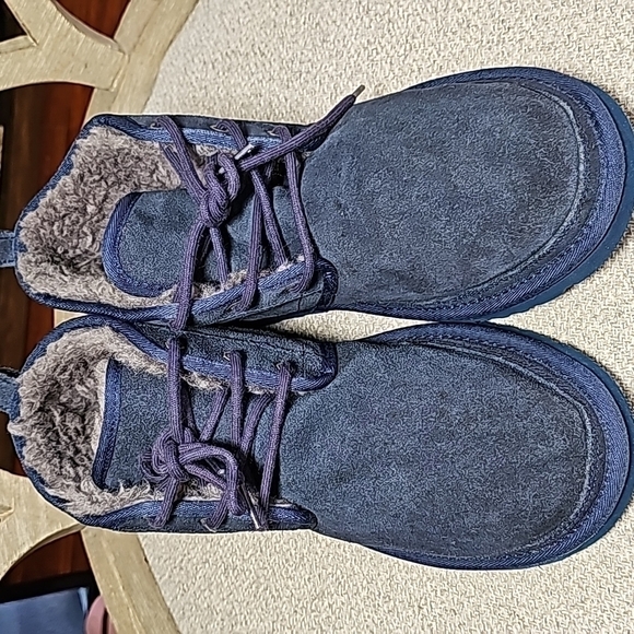 Men's UGG Shukka Boots - Picture 4 of 12